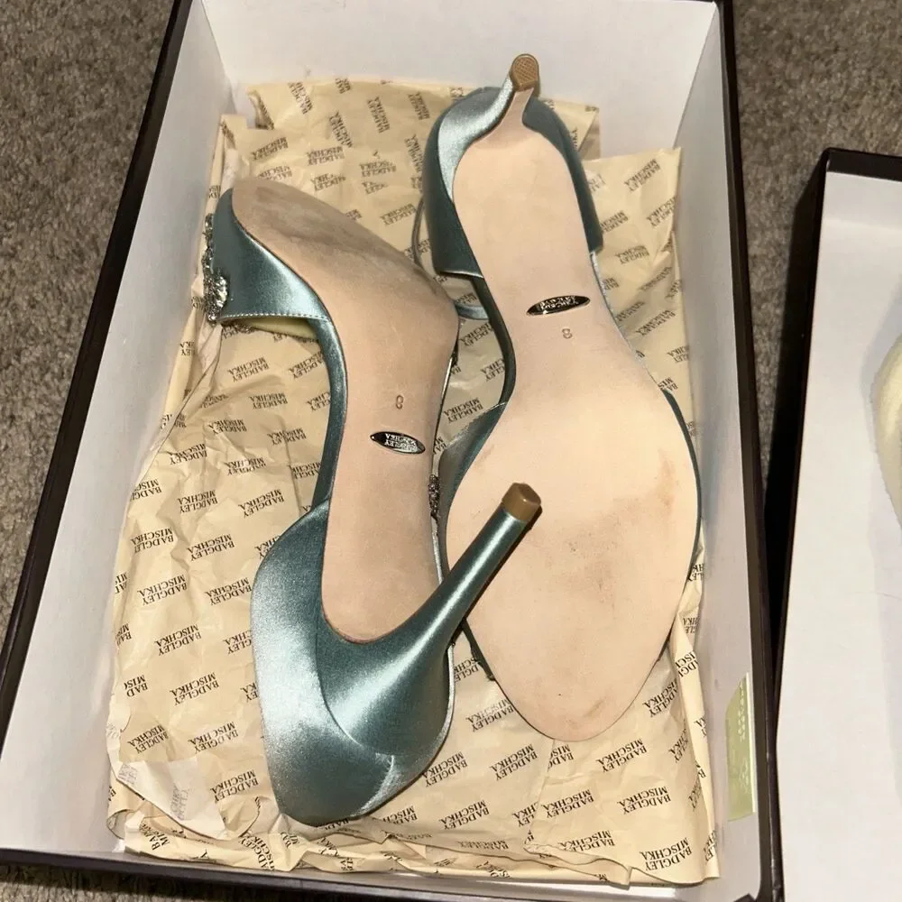 Badgley Mischka Barker Blue Mist Satin Rhinestone Ankle Strap Wedding Heels Sz 8